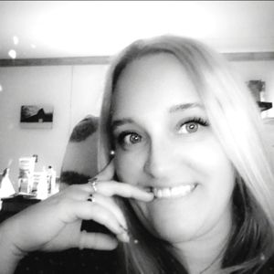 Meet your Posher, Becky